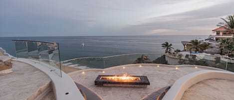 獨棟房屋, 4 間臥室 | 露台/庭院