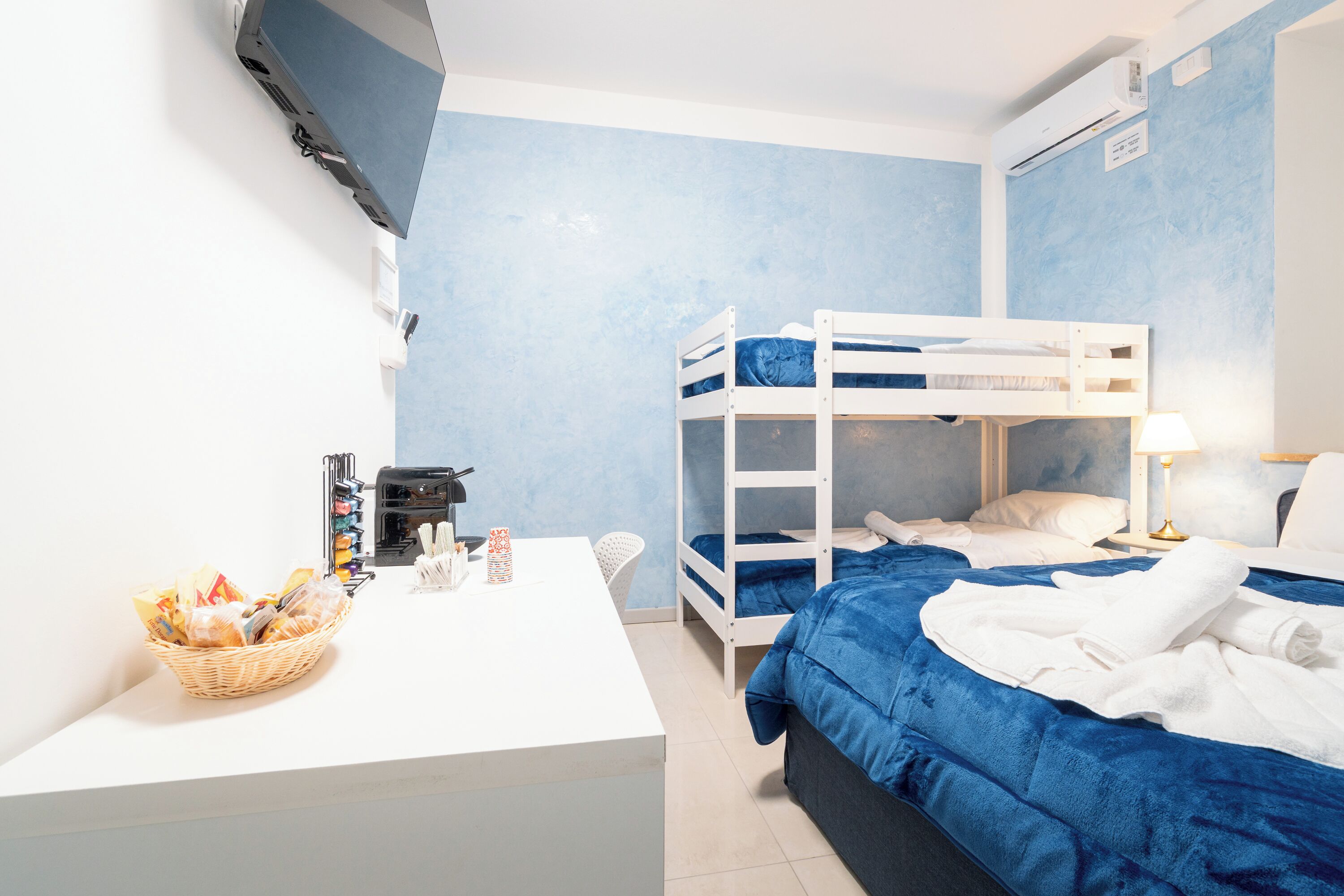 Standard Quadruple Room