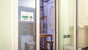 Sınıflandırılmamış resim, 29 üzerinden 3, düğme