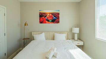 Luxury Apartment, 1 King Bed, Air conditioning