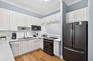 Private kitchen - Sun Sand Repeat - Modern Coastal Townhome in Gulf Place (Santa Rosa Beach)