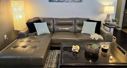 2-bedroom 1-bath house with WiFi and Washer/Dryer in Borger TX