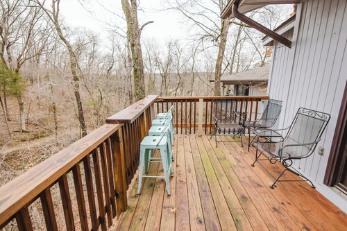 3 bedroom condo in beautiful Bella Vista with direct traila access