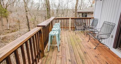 3 bedroom condo in beautiful Bella Vista with direct traila access