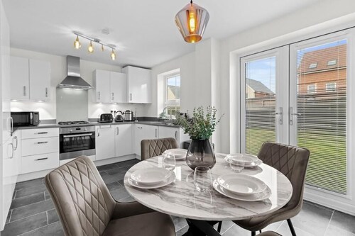 Bright Home in Sunny Eastbourne