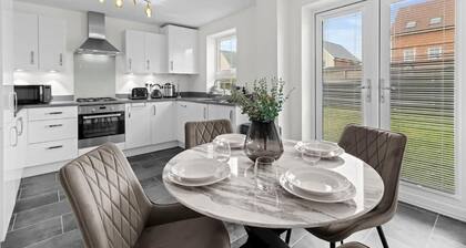 Bright Home in Sunny Eastbourne