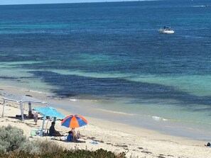 On the beach, sun-loungers, beach towels - Carpe Diem 
Holiday Beach Magic (Marmion)