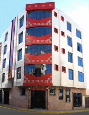 Exterior - Camino real (Puno)