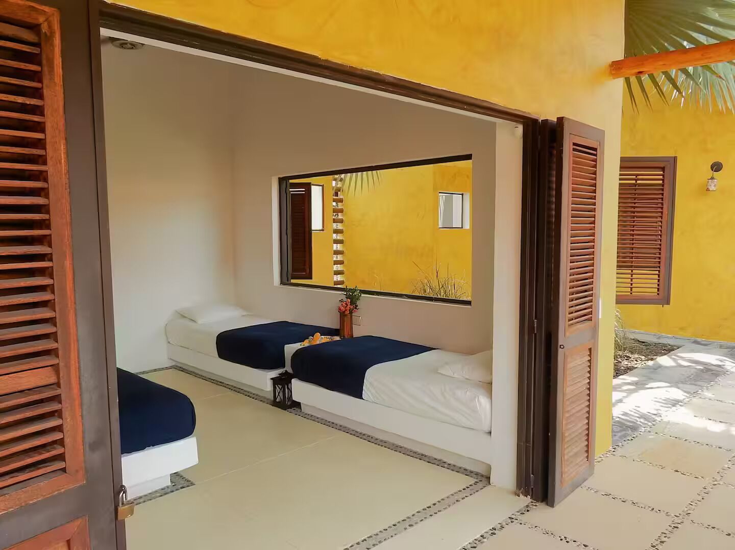 7 bedrooms, iron/ironing board, WiFi, bed sheets
