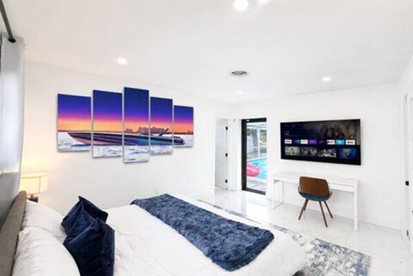3 bedrooms, iron/ironing board, WiFi, bed sheets