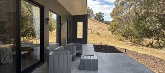 Stylish Bush Escape | 3BR Near Walking Trails