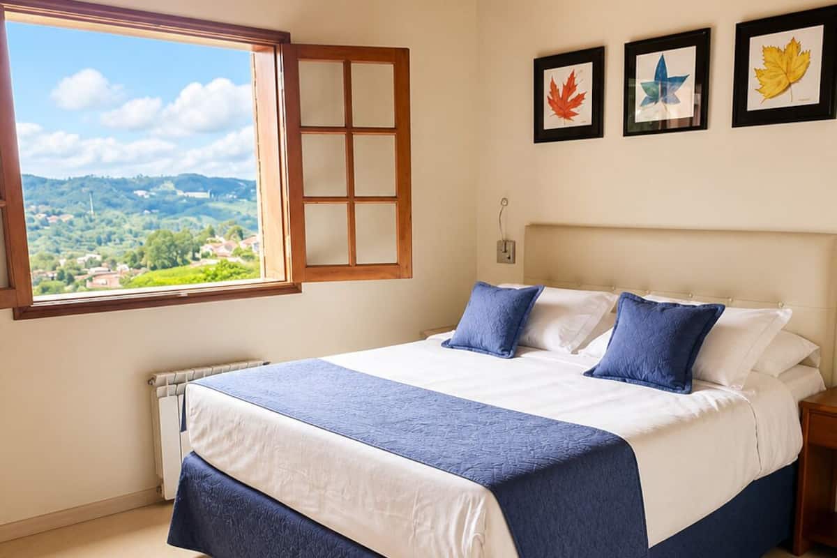 Chambre Confort avec lits jumeaux, vue montagne