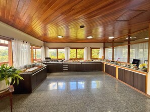 Dining - Pousada Chateau Elegance (Campos do Jordão)