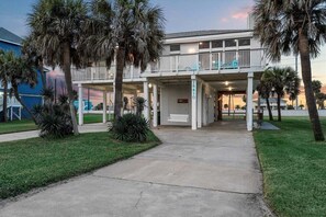 Exterior - Beachview | Fire Pit | Cargo Lift | Pet-Friendly | Steps to Shore (Galveston)
