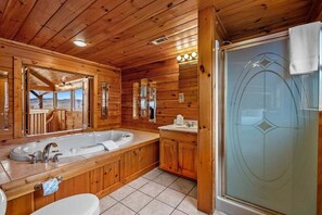 Shower, jetted bath, hair dryer, towels - Smoky Mountain Views | Hot Tub | Game Room | Sleeps 12 (Sevierville)