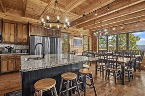 Private kitchen - Sleeps 60! 12BR | Heated Pool + Sauna + Putt Putt (Sevierville)