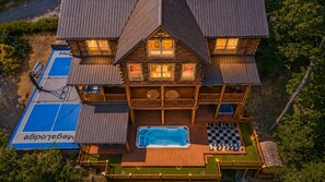 Exterior - Luxury 12BR Lodge Sleeps 60 | Heated Pool + Pickleball Court + Sauna + Putt Putt (Sevierville)