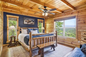 12 bedrooms, iron/ironing board, free WiFi, bed sheets - Sleeps 60! 12BR | Heated Pool + Pickleball Court + Sauna + Putt Putt (Sevierville)