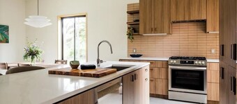 Sycamore Home - Detroit Designed / Nordic Style - Tranquil Space