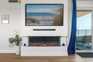 Smart TV, fireplace, books - Luxe Family Condo | Bunks + Beachfront Views (Panama City)