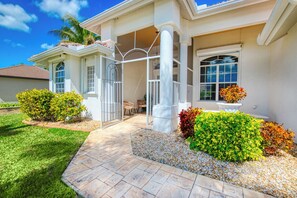 Exterior - VILLA OHANA GARDENS – HEATED POOL | BOAT RENTAL + TOURS VOUCHER INCL. (Cape Coral)