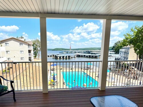 Kapilana: Lakeshore Lookout w/Boat Rental!