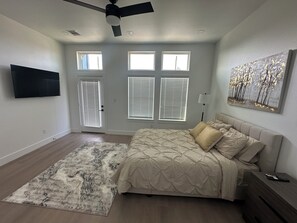 Room - Spacious 3BR Near Med Center, NRG & UH – 15 Min to Downtown (Houston)