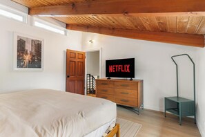 4 slaapkamers, een strijkplank/strijkijzer, wifi, beddengoed