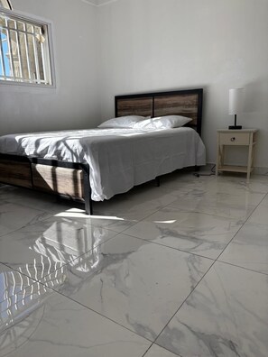 3 slaapkamers, wifi, beddengoed
