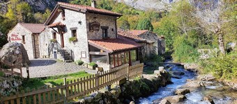 La Caneyona - Close to the center of Cangas de Onís