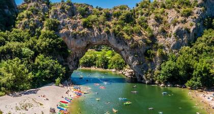 Maison piscine Ă Anduze
