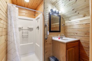 Hair dryer, towels - Adventure Creek Cabin | ATV Tours & Kayak Float Near Yellowstone (Island Park)