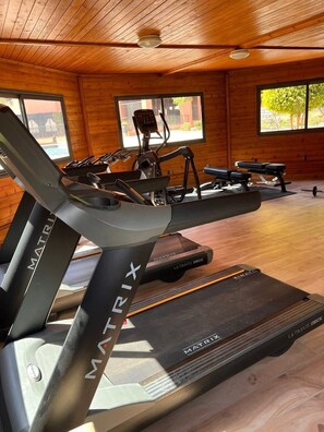 Fitness facility - Magnificent apartment - In the heart of Marrakech - Residence with 5 swimming pools (Marrakesh)
