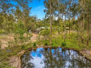 Property grounds - Private Country Retreat (Greenbank)