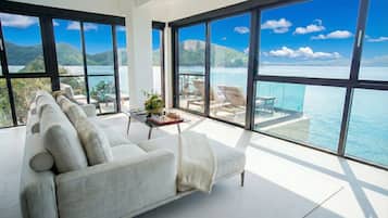 Luxury-Studio, Meerblick | Wohnbereich