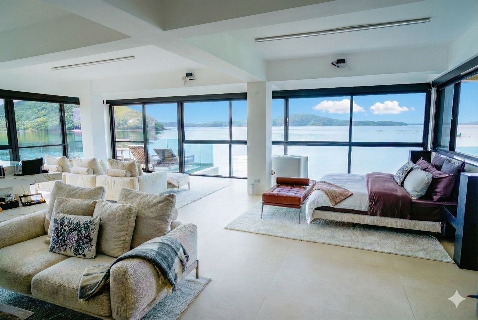 Luxury Studio, Ocean View | Living area