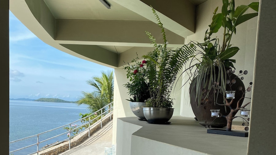 The Waterfront Studio