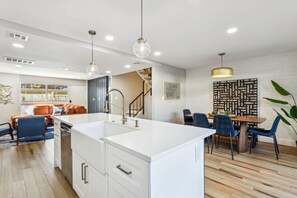 Interior - Old Town Scottsdale Condo | Pool | Patio | Grill (Scottsdale)