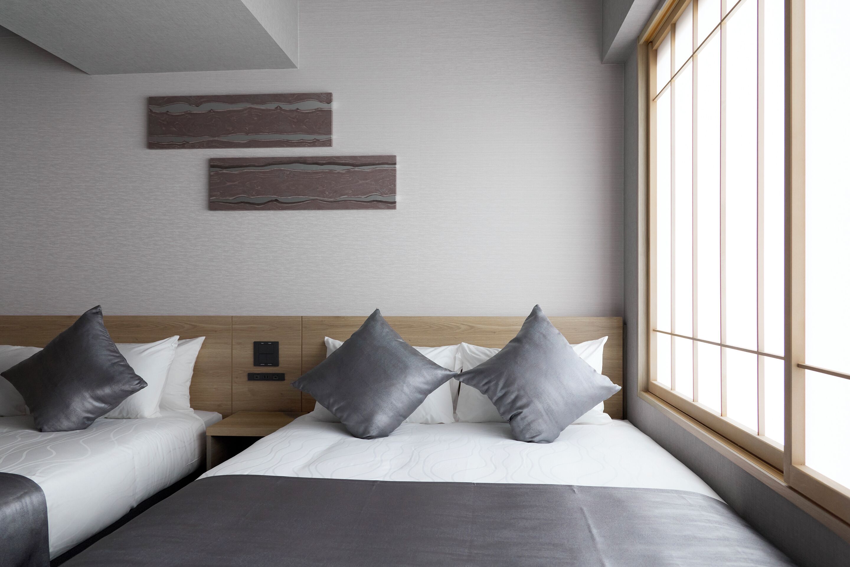 In-room safe, free WiFi, bed sheets