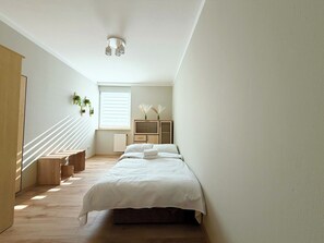 1 bedroom, iron/ironing board, WiFi, bed sheets - Reja Cozy Comfort Apartment (Wrocław)
