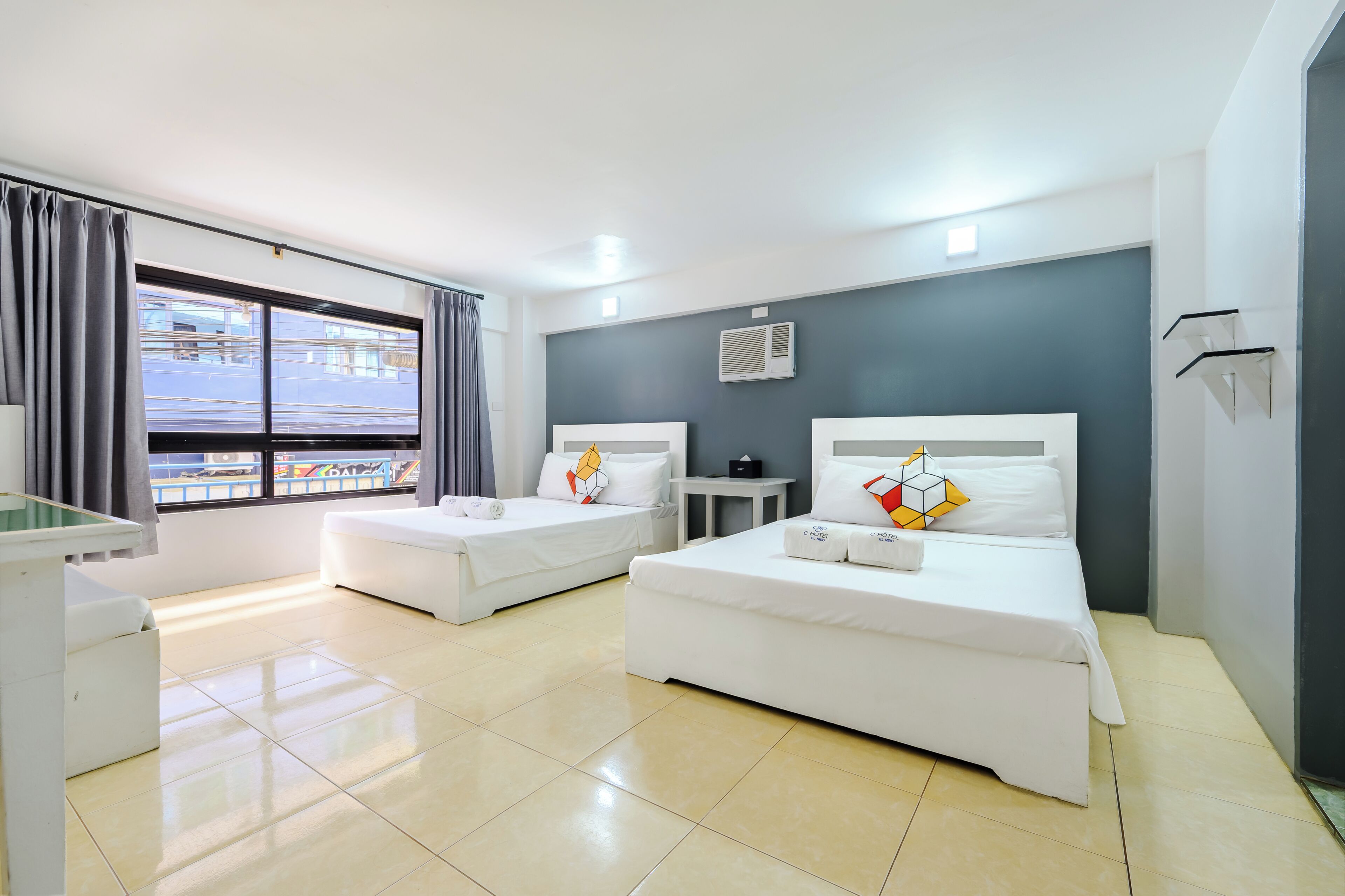 Quarto família | Wi-Fi de cortesia