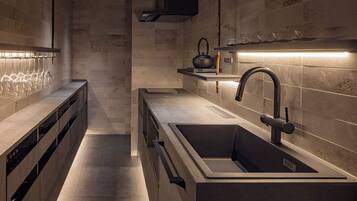 House | Private kitchenette