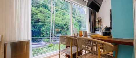 Superior Family Room | Speisen