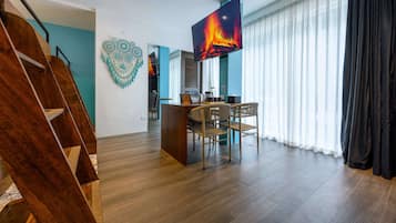 Deluxe Family Room | Khu ăn uống