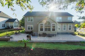 Exterior - Spacious, Cozy & private 3BR Apartment Suite Near DC - Private Entrance (Glenn Dale)