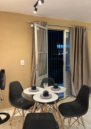 Outdoor dining - Vrbo Property (Fortaleza)