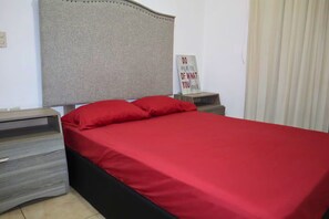 1 bedroom, iron/ironing board, internet, bed sheets