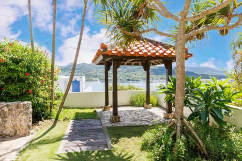 Sesoko Island Luxury Private Villa | 145 ㎡ | With Pool | Within Walking Distance of the Ocean | Sleeps 8 (Maximum 10)