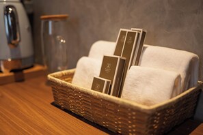 Double Room, Mountain View | Bathroom