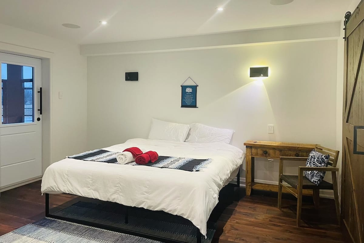 Phòng Suite Superior, 1 giường cỡ king, phòng tắm riêng